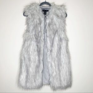 Brandon Thomas Grey Faux Fur Vest Size Medium
